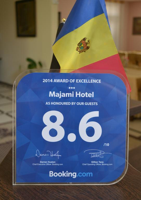 Majami Hotel Chişinau Exteriör bild