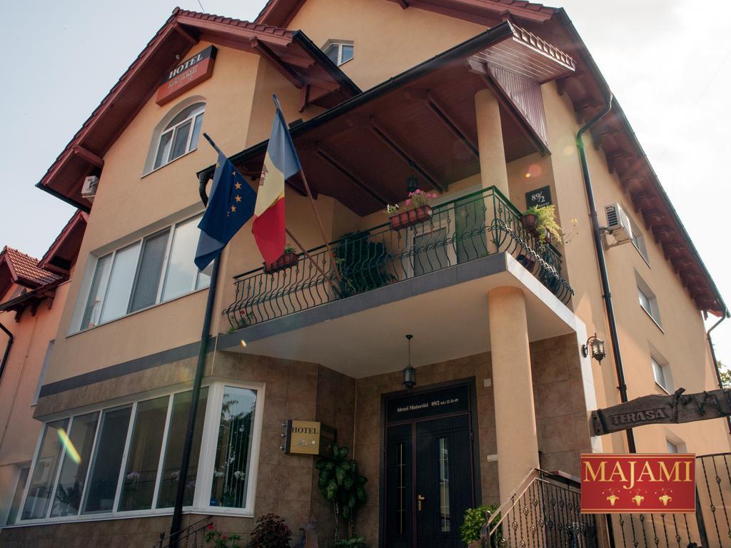 Majami Hotel Chişinau Exteriör bild