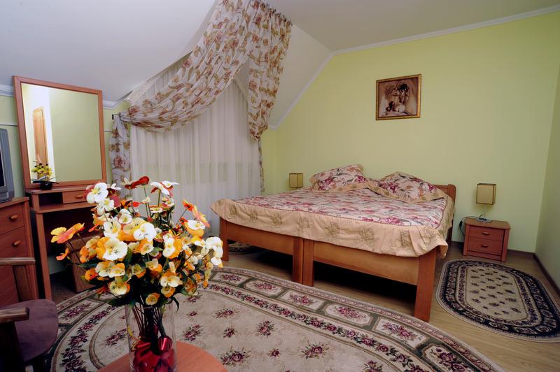 Majami Hotel Chişinau Exteriör bild