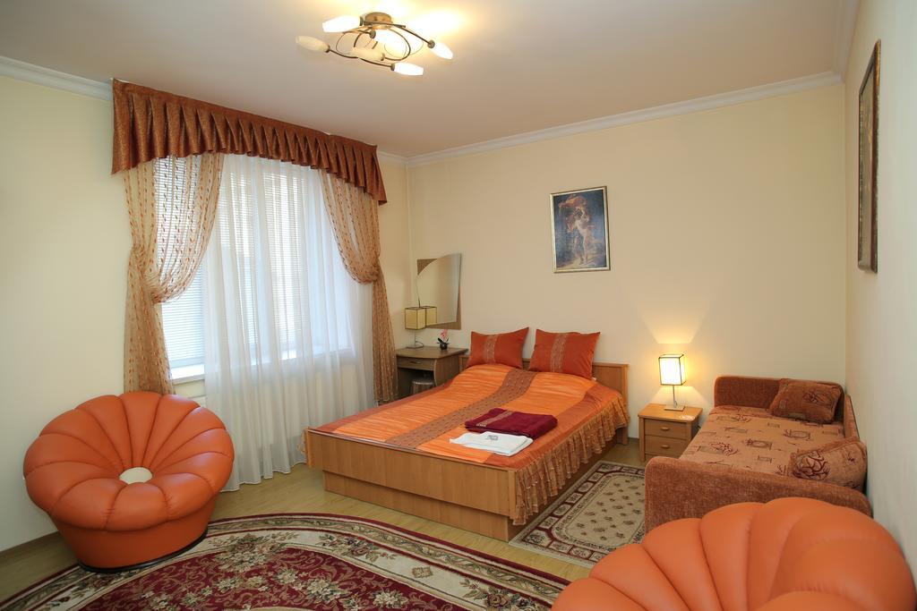Majami Hotel Chişinau Exteriör bild